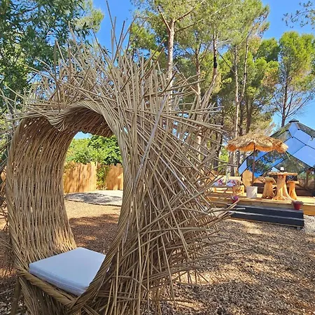 Zome De Verre Au Coeur Des Vignes Luxury tent Montblanc